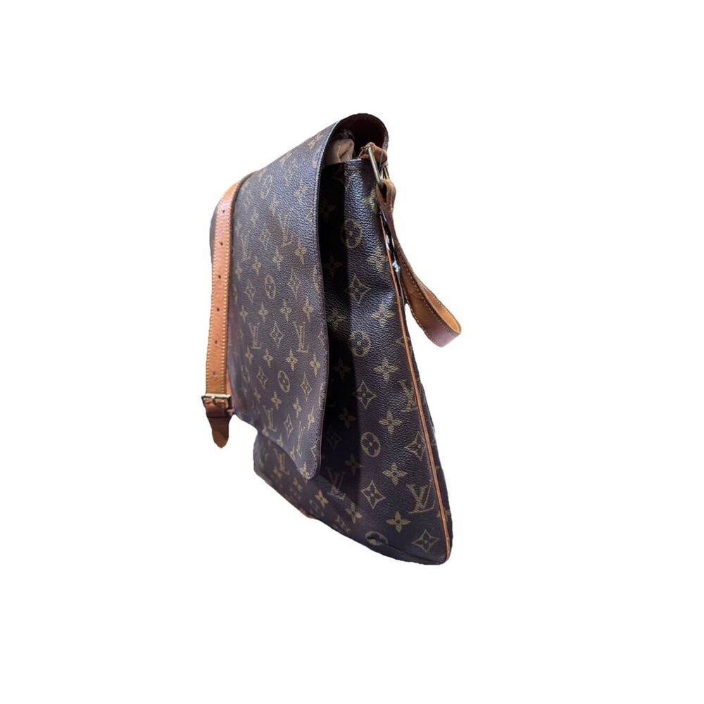 Louis Vuitton Musette Salsa GM Monogram Shoulder Bag - Picture 3 of 16